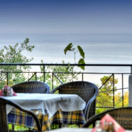 Natassa Szkála Rahoníu