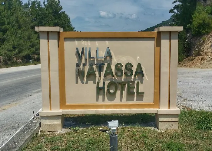 Hotel Natassa 2*